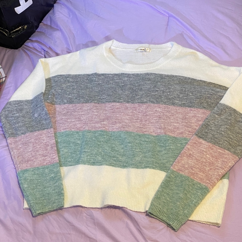 ANDREE BY UNIT Pastel Striped Women's Sweater